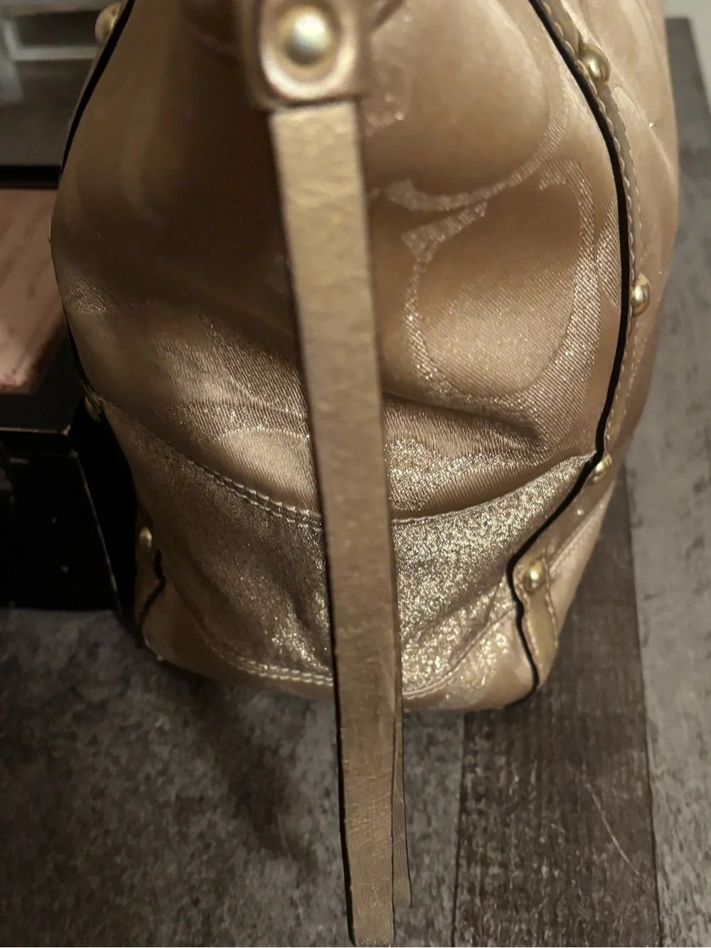 COACH VINTAGE SIGNATURE STRIPE LUREX TOTE METALLIC GOLD